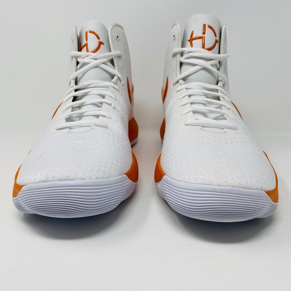 Nike Hyperdunk 2017 - Picture 2 of 6